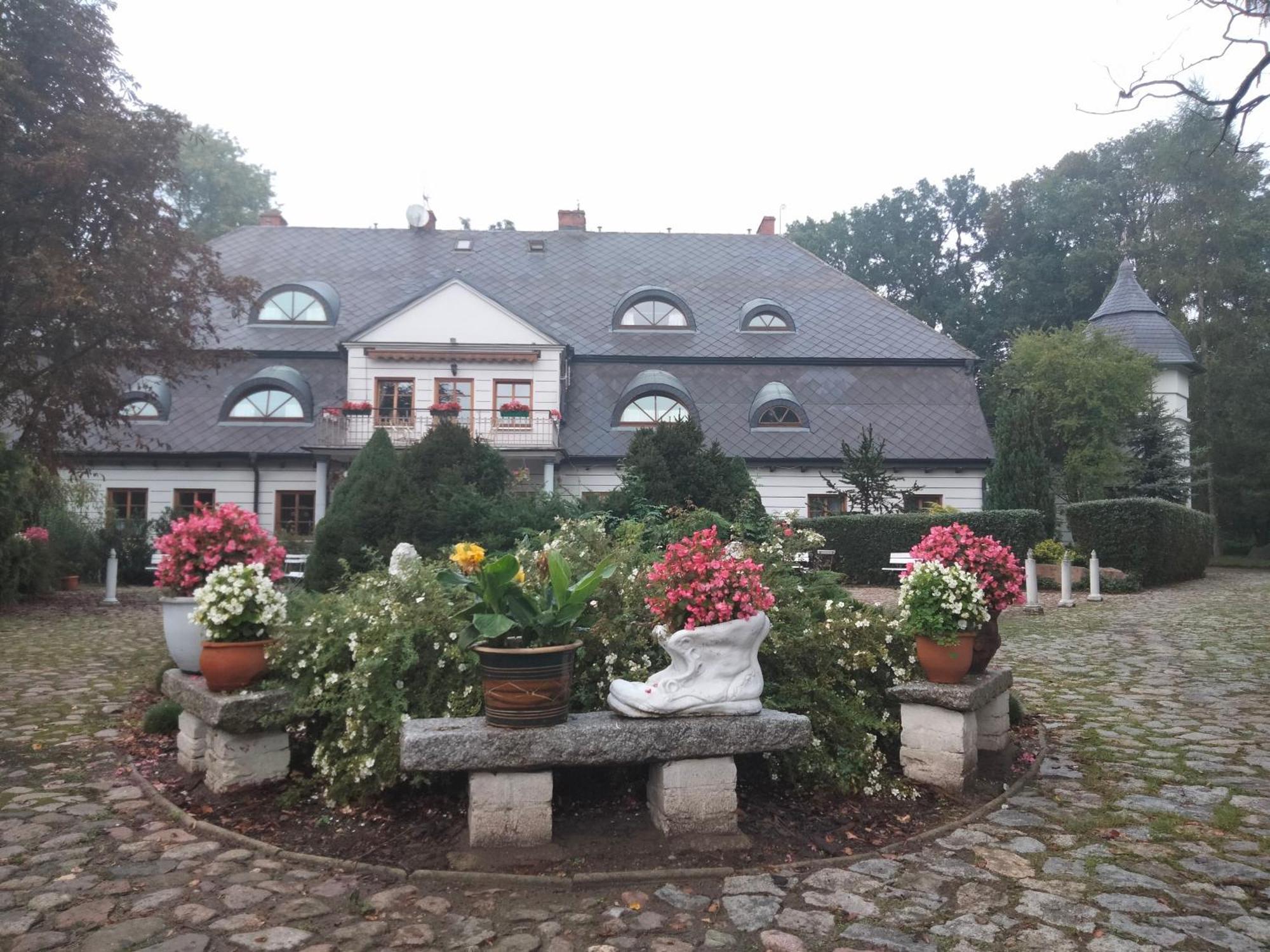 Dworek Pod Herbem Gądkowice 外观 照片
