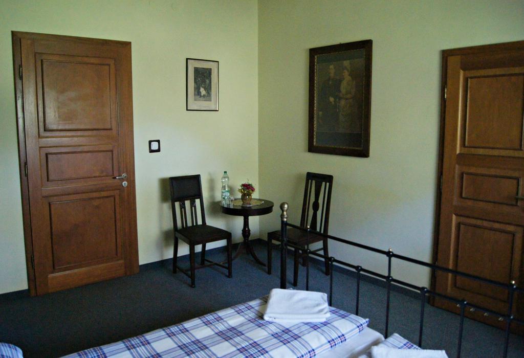 Dworek Pod Herbem Gądkowice 客房 照片